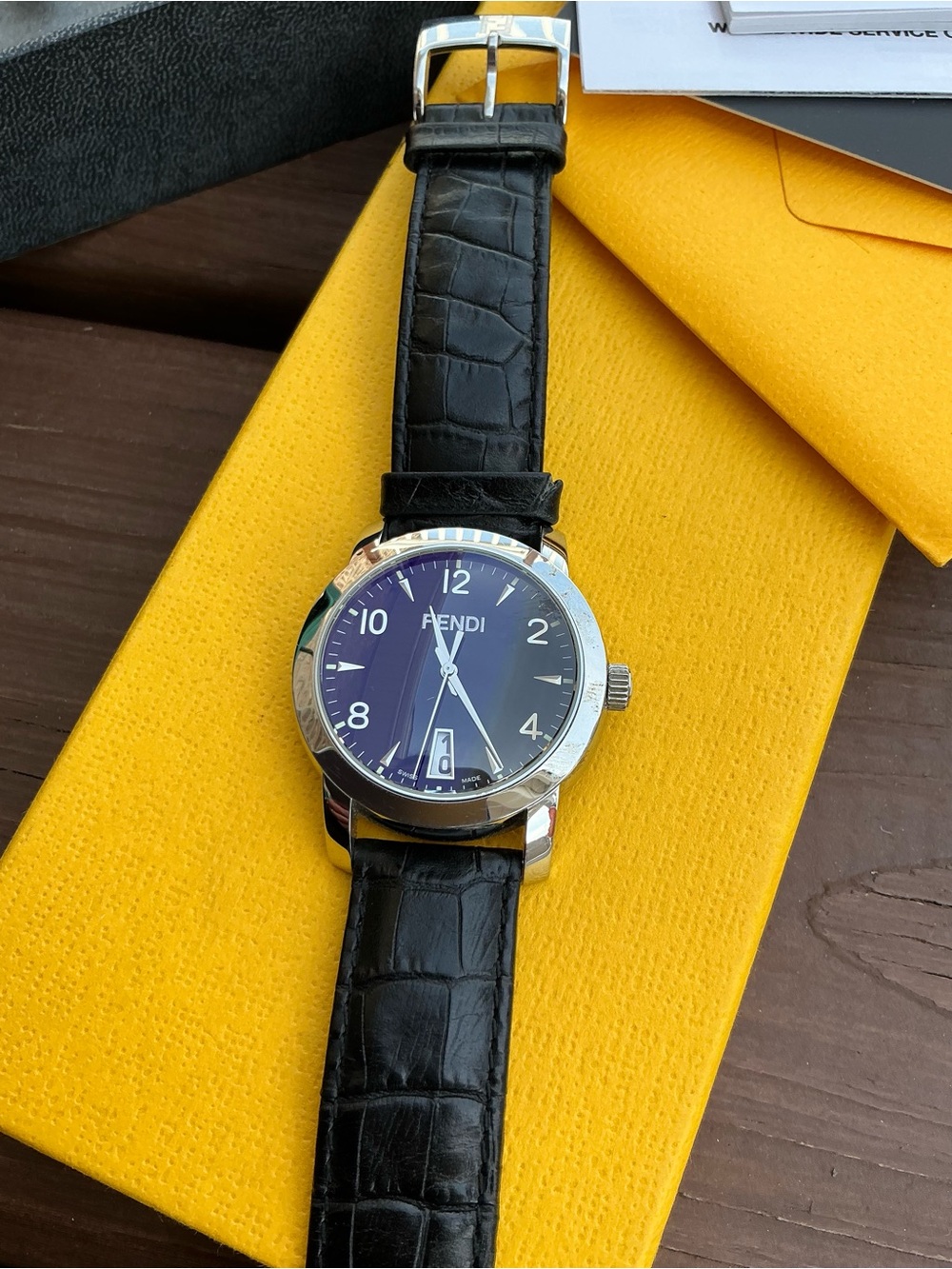 Authentic FENDI  DRESS watch 🔥🔥 - Picture 9 of 16